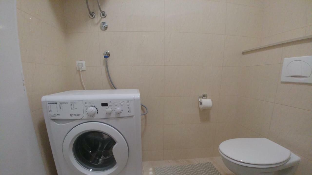 City Mid Mostar Apartment Buitenkant foto